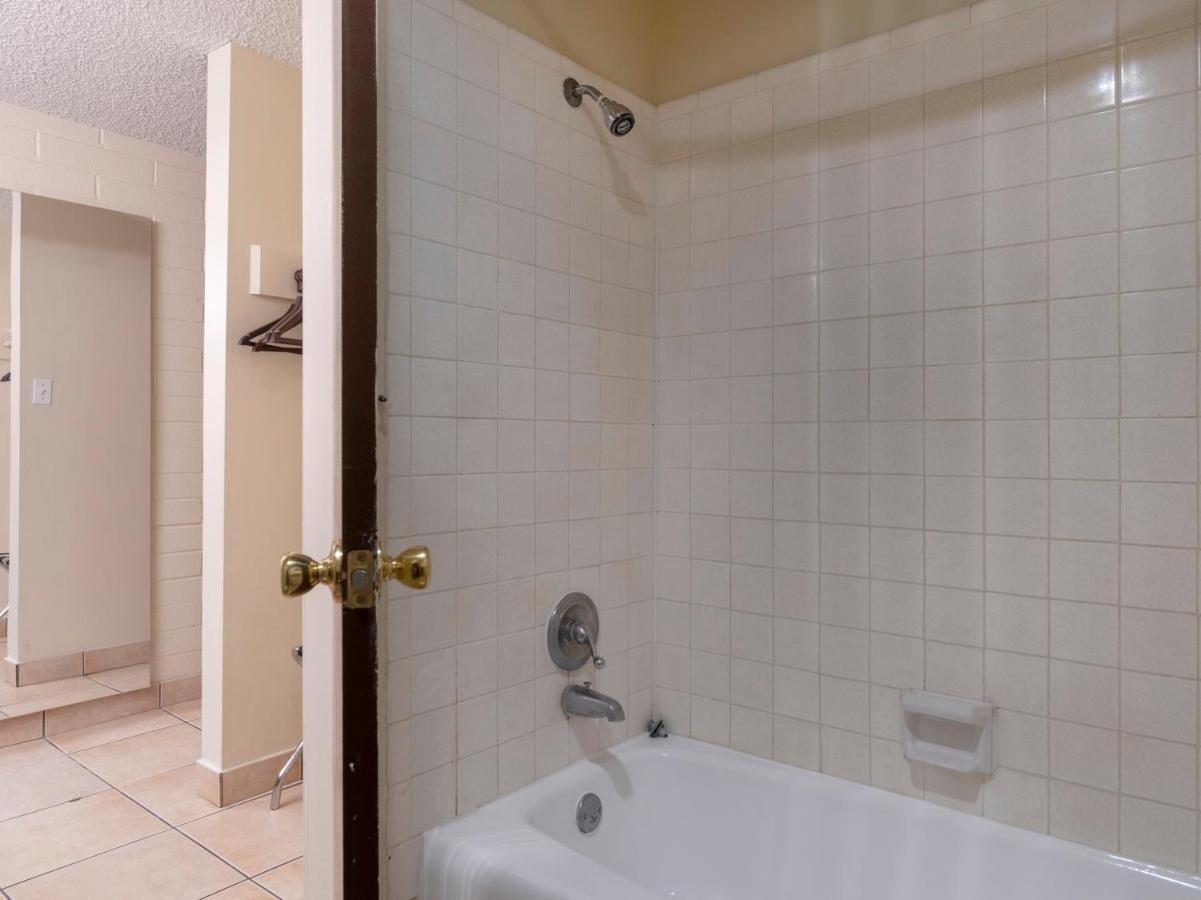 Silver Hotel Tucson Airport Extérieur photo